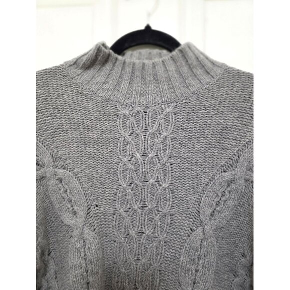 Tahari Women's Gray Cable Knit Turtleneck Sweater Ribbed Hem Warm Thick Winter S - Picture 6 of 8